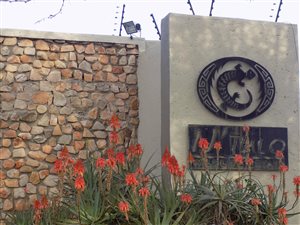 1200 m² Land available in Granite Hill