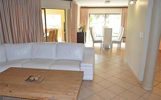 4 Bedroom Cluster in Douglasdale