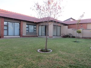 2 Bed House in Retire at Midstream