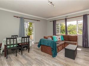 2 Bed Apartment in Claremont Upper