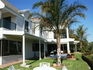 6 Bed House in Oudtshoorn