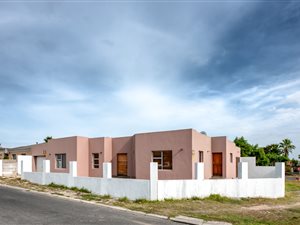 3 Bed House in Highbury