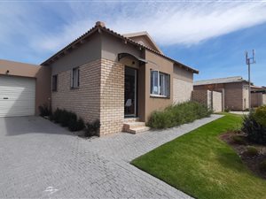 3 Bed House in Hansmoeskraal