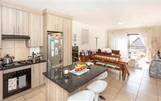 2 Bedroom Apartment in Ruimsig
