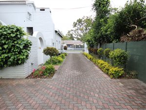 2 Bed Apartment in Camphers Drift