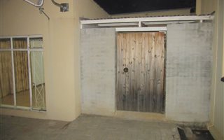 1 Bedroom Apartment in Vryburg