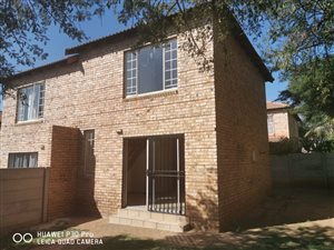 2 Bed Apartment in Bromhof