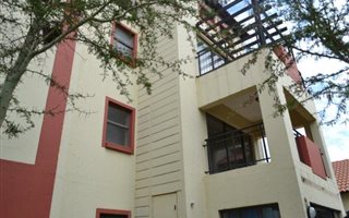 1 Bedroom Apartment in Oukraal Estate