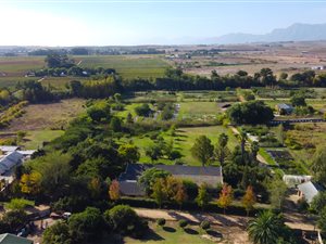 9 ha Farm in Wellington Central