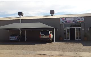 980 m² Commercial space in Kuruman
