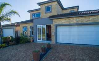 3 Bedroom House in Protea Heights