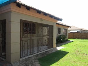3 Bed Townhouse in Cultura Park