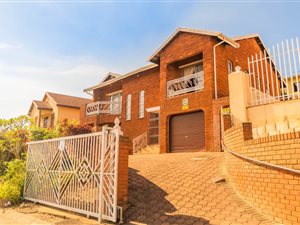 4 Bed House in Raisethorpe