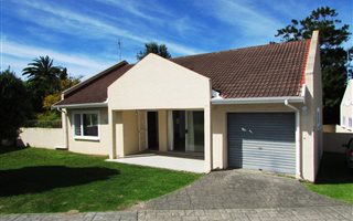 2 Bedroom Townhouse in East Bank