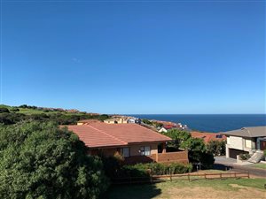 675 m² Land available in Mossel Bay Golf Estate