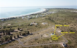 308 m² Land available in Britannia Bay