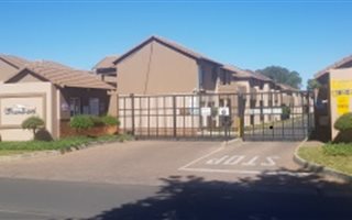2 Bedroom Townhouse in Brentwood Park