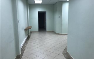 98 m² Commercial space in Howick