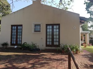 3 Bed Flat in Port Edward