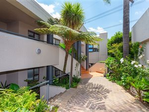 2 Bed Townhouse in Benmore Gardens