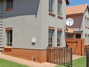 3 Bed Townhouse in Brooklands Lifestyle Estate