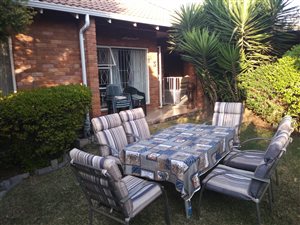 2 Bed Townhouse in Bromhof