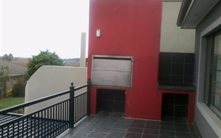 4 Bedroom House in Kragga Kamma