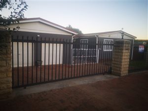3 Bed House in Ladybrand