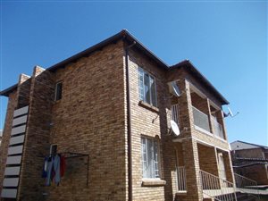 2 Bedroom Townhouse in Elandspark