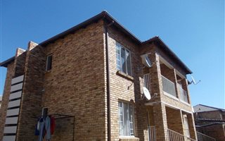 2 Bedroom Townhouse in Elandspark