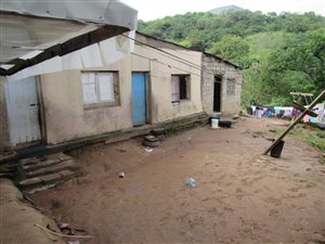 649 m² Land available in Clermont