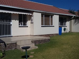 3 Bed Townhouse in Sundowner