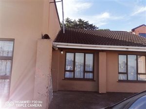 3 Bed House in Castlehill