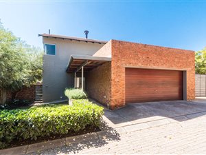 3 Bed Duplex in Boardwalk