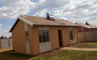 2 Bedroom House in De Deur