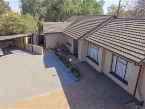 3 Bed House in Birch Acres