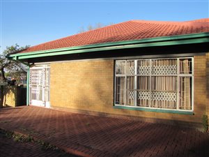 14 Bed House in Vanderbijlpark SE7