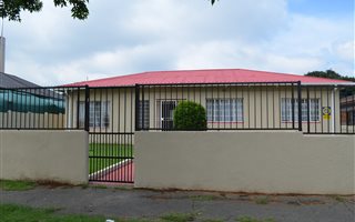 3 Bedroom House in Rewlatch
