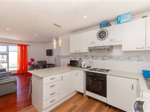 2 Bed Apartment in Ottery