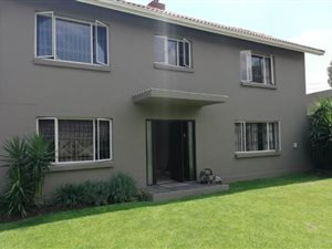 3 Bedroom House in Isandovale
