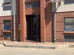 470 m² Industrial space in Eastgate