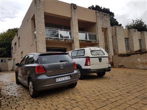 3 Bed House in Honey Hill