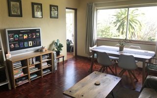 2 Bedroom Apartment in Vredehoek