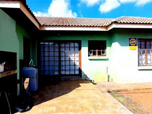 3 Bed House in Mineralia