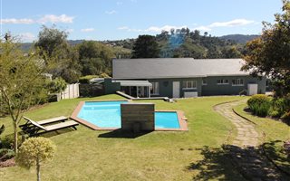 4 Bedroom House in Hunters Home