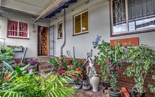 3 Bedroom House in Rhodesfield