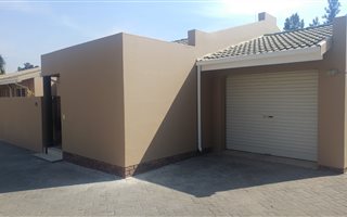 2 Bedroom Simplex in Brackendowns