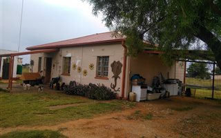 3 Bedroom House in Jan Kempdorp