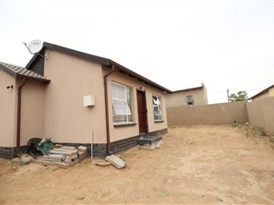 2 Bed House in Cosmo City