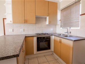 2 Bed Townhouse in Mooikloof Ridge
